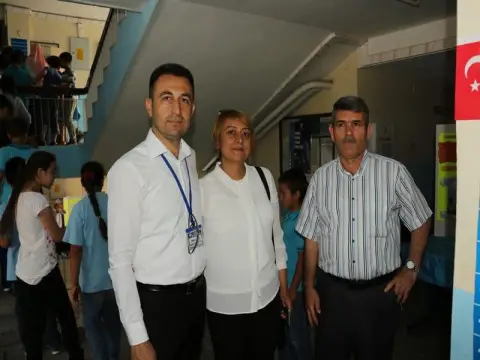 Kozan Şehit Öğretmen Lütfi Ölmez Ortaokulu - Tübitak 4006 Bilim Fuarı