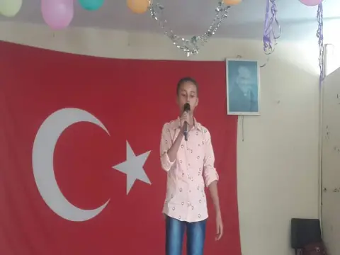 Kozan Şehit Öğretmen Lütfi Ölmez Ortaokulu - Şiir Dinletisi