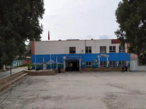 Kabasakal Şehit Selçuk Beki İlkokulu - Okul Bina Çevre Görünümü
