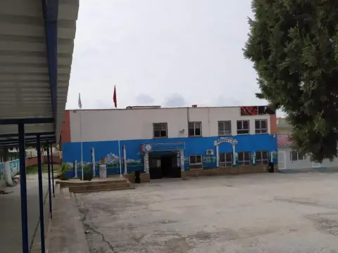 Kabasakal Şehit Selçuk Beki İlkokulu - Okul Bina Çevre Görünümü