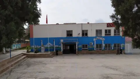 Kabasakal Şehit Selçuk Beki Ortaokulu - Okul Bina Çevre Görünümü