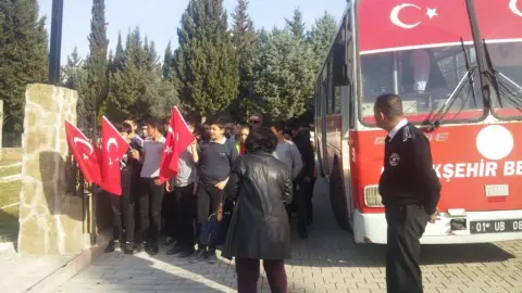 Kabasakal Şehit Selçuk Beki Ortaokulu - Sehitlik_Ziyareti