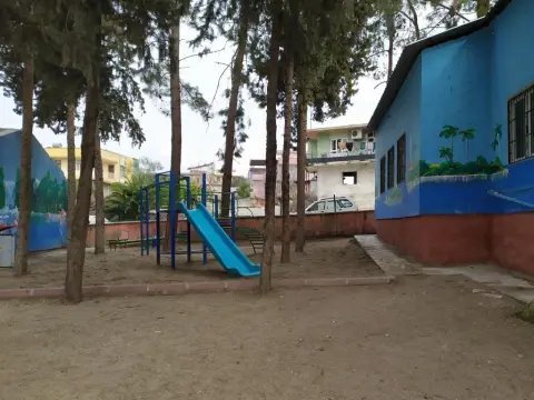 Kabasakal Şehit Selçuk Beki Ortaokulu - Okul Bina Çevre Görünümü