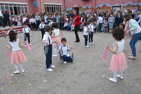 Lütfiye Kısacık İlkokulu - 23 Nisan 2015