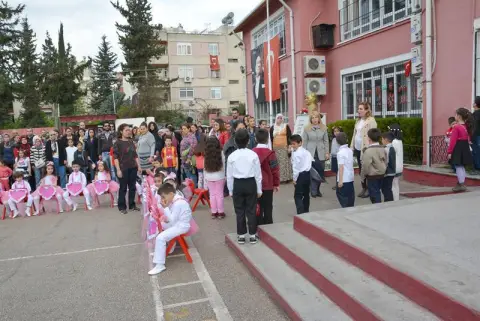 Lütfiye Kısacık İlkokulu - 23 Nisan 2015