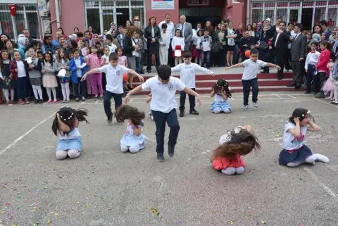 Lütfiye Kısacık İlkokulu - 23 Nisan 2015