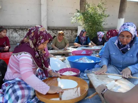 Manas Ortaokulu - Kermes