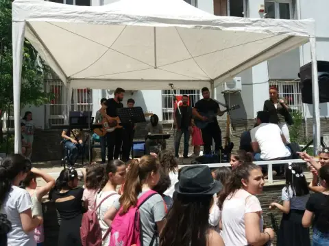 Meryem-Mehmet Kayhan Ortaokulu - Kermes 2017 Mayıs
