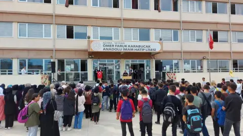 Ömer Faruk Karabucak Anadolu İmam Hatip Lisesi - OKUL İÇ VE DIŞ GÖRÜNÜŞÜ
