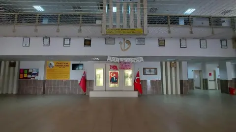Ömer Faruk Karabucak Anadolu İmam Hatip Lisesi - OKUL İÇ VE DIŞ GÖRÜNÜŞÜ