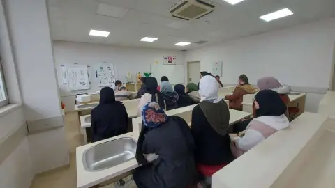 Ömer Faruk Karabucak Anadolu İmam Hatip Lisesi - OKUL İÇ VE DIŞ GÖRÜNÜŞÜ