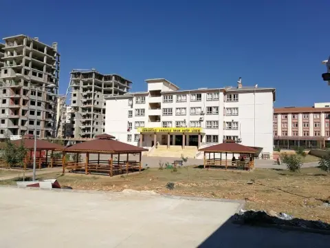 Osmangazi Anadolu İmam Hatip Lisesi - Okulumuz