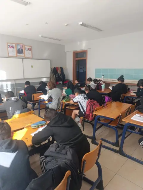 Pamukeli Ortaokulu - adana okuyor