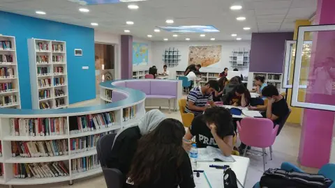 Piri Reis Anadolu Lisesi - Okulumuzdan Görüntüler