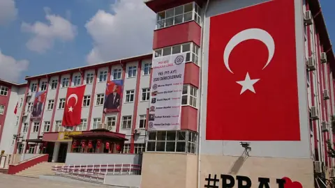 Piri Reis Anadolu Lisesi - Okulumuzdan Görüntüler