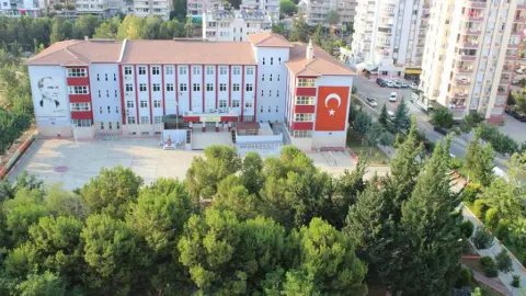 Piri Reis Anadolu Lisesi - Okulumuzdan Görüntüler