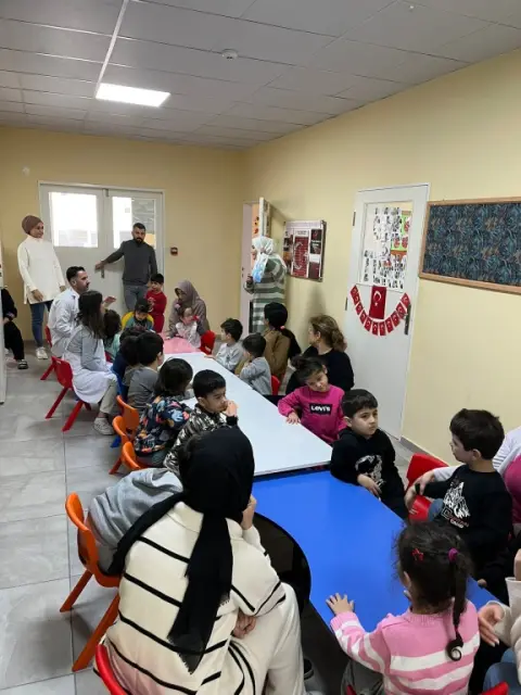 Polis Amca Özel Eğitim Anaokulu - Küçük Penguen Sudan Korkuyor