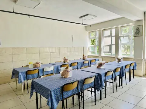 Borsa İstanbul Şehit Erhan Konuk Anadolu İmam Hatip Lisesi - pansiyon