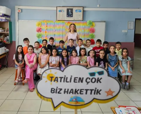 Atatürk İlkokulu - Albüm