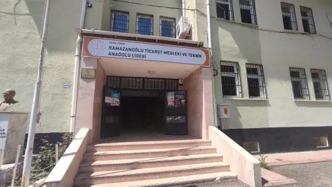 Ramazanoğlu Ticaret Mesleki ve Teknik Anadolu Lisesi - Okulumuzdan Kareler