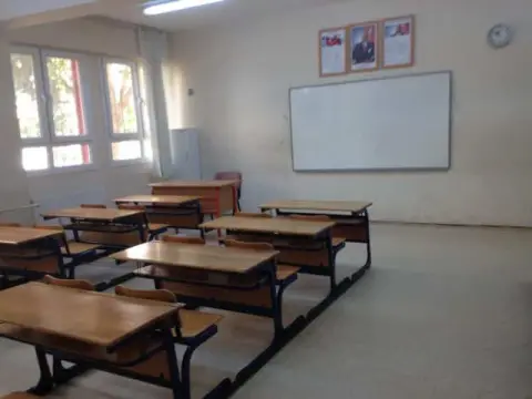 Recep Birsin Özen Ortaokulu - Dersliklerimiz