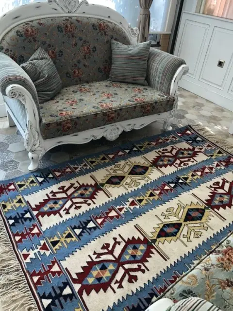 Saimbeyli Şehit Adil Ay Halk Eğitimi Merkezi - Kilimlerimiz