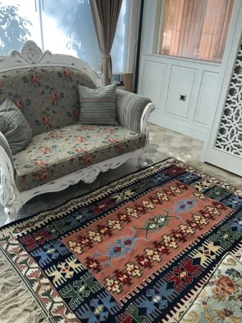 Saimbeyli Şehit Adil Ay Halk Eğitimi Merkezi - Kilimlerimiz