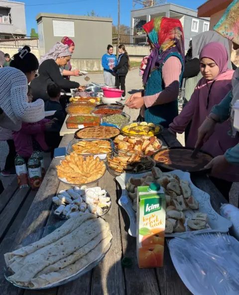 Boztepe İlkokulu - Tutum Yatırım ve Türk Malları Haftası