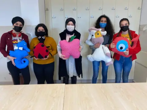 Sarıçam Kız Mesleki ve Teknik Anadolu Lisesi - okul resimleri