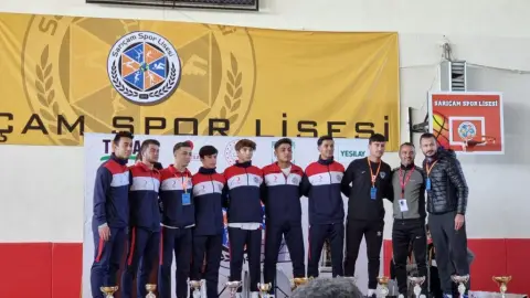 Adana Sarıçam Spor Lisesi - İyilik Severiz