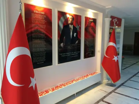 Çukurova Şehit Aytekin Kuru Halk Eğitimi Merkezi - OKUL BİNAMIZDAN GÖRÜNTÜLER