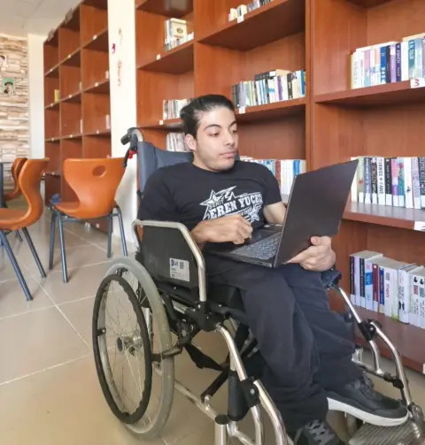 Şehit Eren Yücel Anadolu Lisesi - Albüm