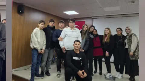 Şehit Eren Yücel Anadolu Lisesi - Albüm