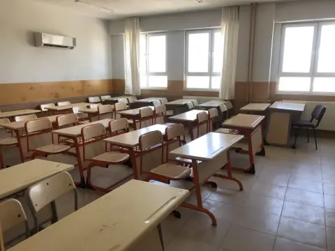 Şehit Hüseyin Avni Bey Ortaokulu - Okul Fotoğrafları