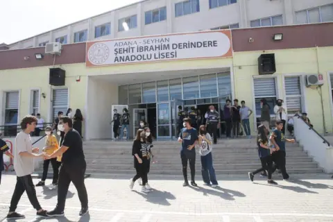 Şehit İbrahim Derindere Anadolu Lisesi - Fotoğraf Galerisi