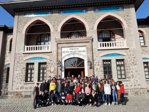 Şehit İbrahim Derindere Anadolu Lisesi - Fotoğraf Galerisi