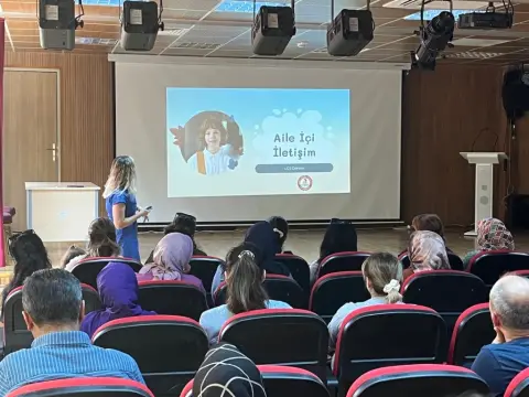 Şehit Metin Malkav Ortaokulu - Seminer ve Toplantılar