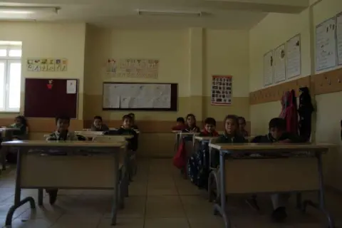 Şehit Mustafa Sarı İlkokulu - Sınıflarımız