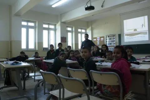 Şehit Mustafa Sarı İlkokulu - Sınıflarımız