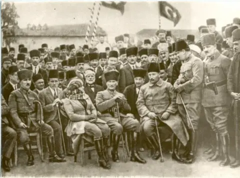 Şehit Nihat Şener Ortaokulu - Milli mücadele resimleri