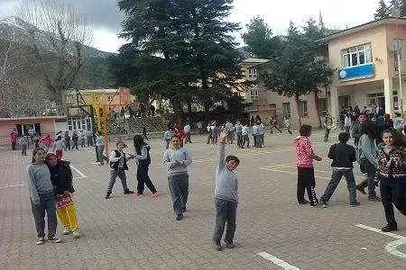 Şehit Sefa İzbudak Ortaokulu - Okul Resmi