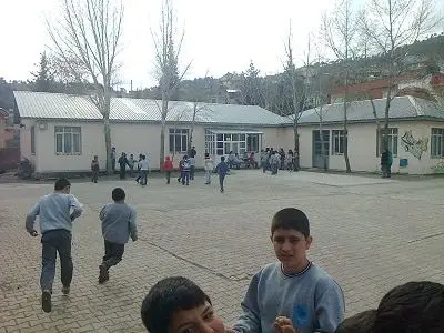 Şehit Sefa İzbudak Ortaokulu - Okul Resmi