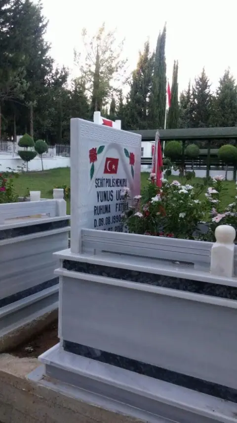 Şehit Yunus Uğur Ortaokulu - Yunus Uğur Mezarlık Ziyareti