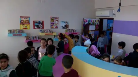 Şengül-Kenan Şenbayrak İlkokulu - KÜTÜPHANE