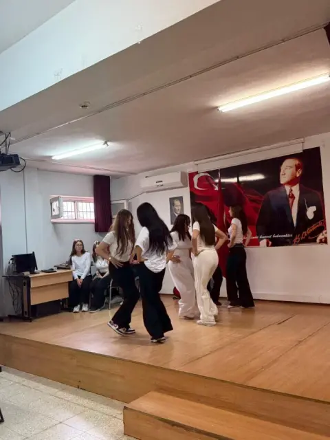 Sevim Tekin Anadolu Lisesi - Albüm