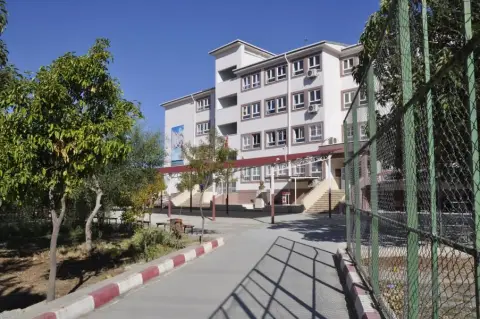 Sevim Tekin Anadolu Lisesi - Okul Resim