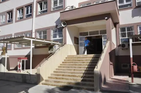 Sevim Tekin Anadolu Lisesi - Okul Resim