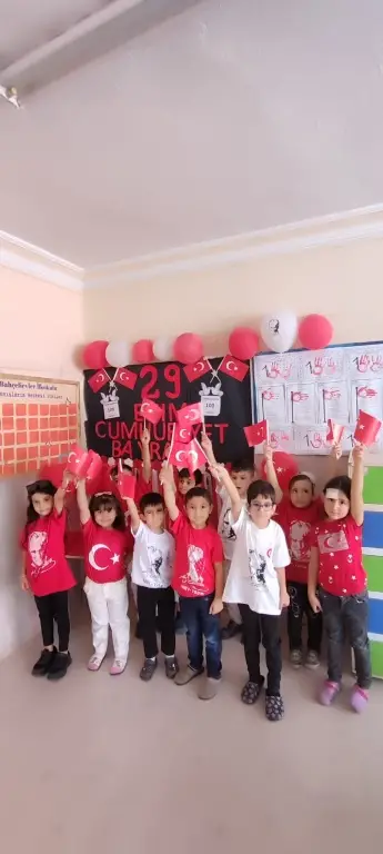 Bahçelievler İlkokulu - CUMHURİYET 100 YIL ETK