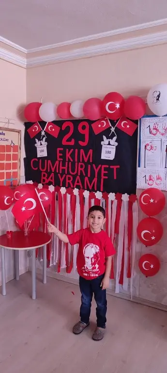 Bahçelievler İlkokulu - CUMHURİYET 100 YIL ETK