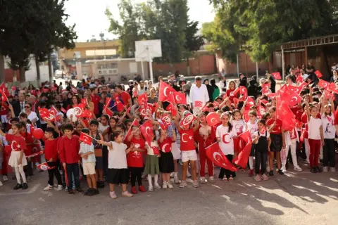 Bahçelievler İlkokulu - 29 EKİM CUMHURİYET BAYRAMI 2023